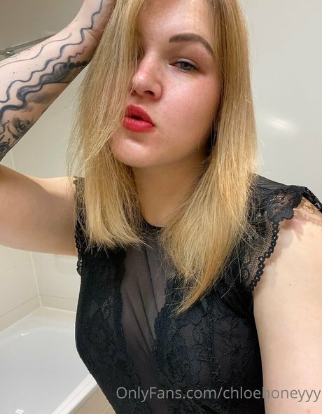 Chloehoneyyy