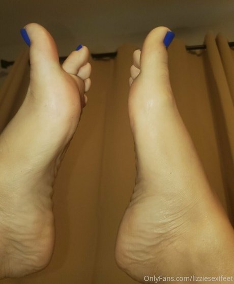 Lizziesexifeet
