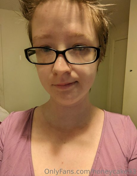 Honeycake93