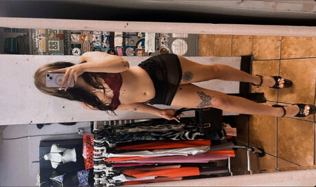 Nacktes geleaktes OnlyFans-Foto von Gianna Rose 