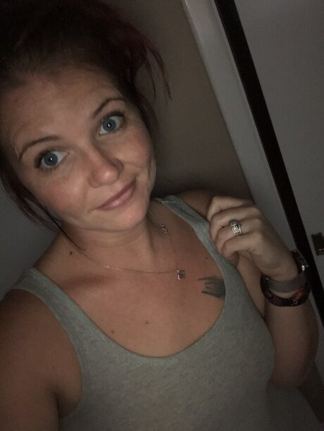 Nacktes geleaktes OnlyFans-Foto von Seductive Sarah