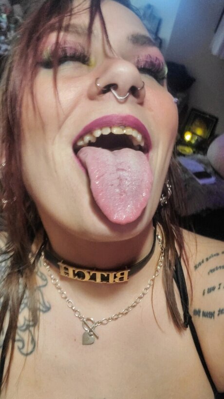 Nacktes geleaktes OnlyFans-Foto von Stranger Than Fiction 