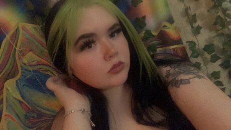 Nacktes geleaktes OnlyFans-Foto von Karolyne