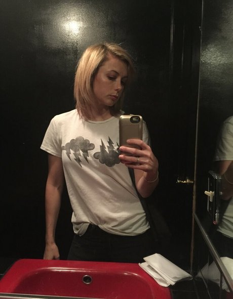 Iliza Shlesinger