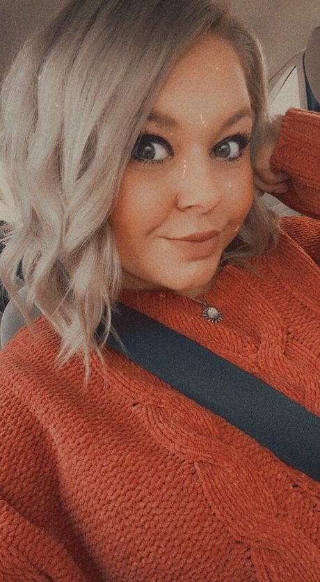 Xxxhookedonbrookefree