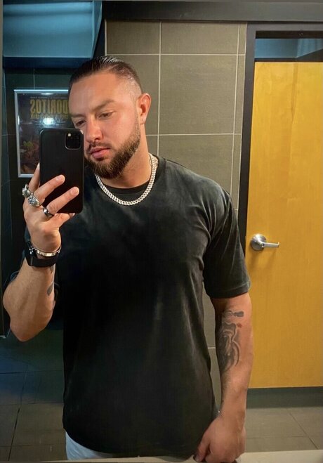 Nacktes geleaktes OnlyFans-Foto von Mv