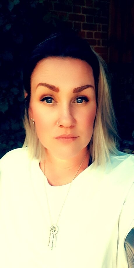 Nacktes geleaktes OnlyFans-Foto von Fiery