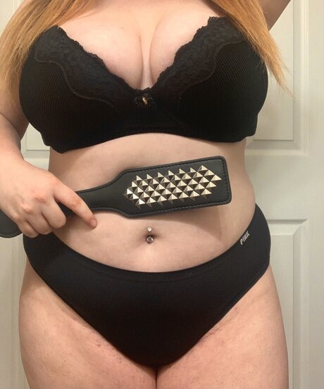 Nacktes geleaktes OnlyFans-Foto von Little Lady