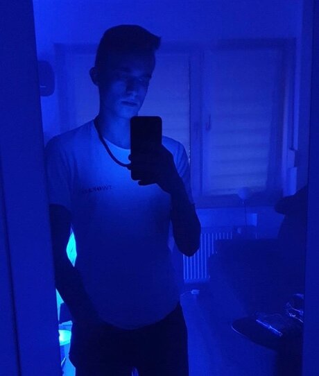 Nacktes geleaktes OnlyFans-Foto von Thony