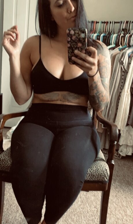 Nacktes geleaktes OnlyFans-Foto von Hidden Treasures