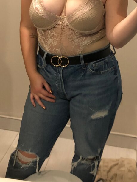 Nacktes geleaktes OnlyFans-Foto von Kathia