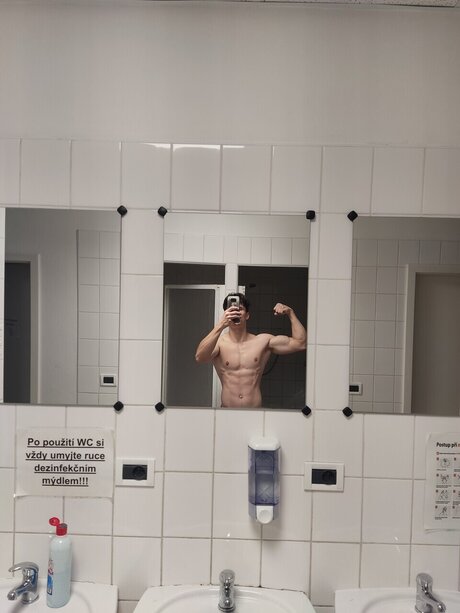 Nacktes geleaktes OnlyFans-Foto von Jarosica