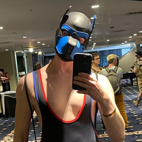 Nacktes geleaktes OnlyFans-Foto von Growingbull