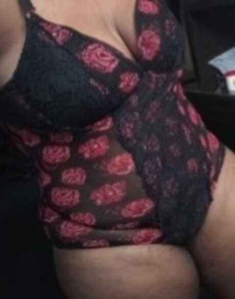 Nacktes geleaktes OnlyFans-Foto von Spurtongue