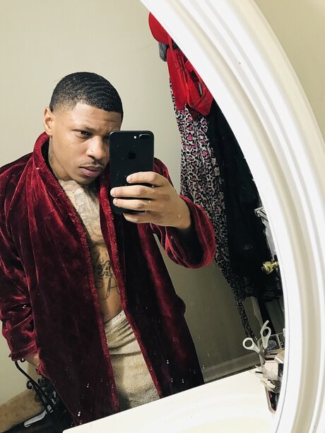 Nacktes geleaktes OnlyFans-Foto von Ace