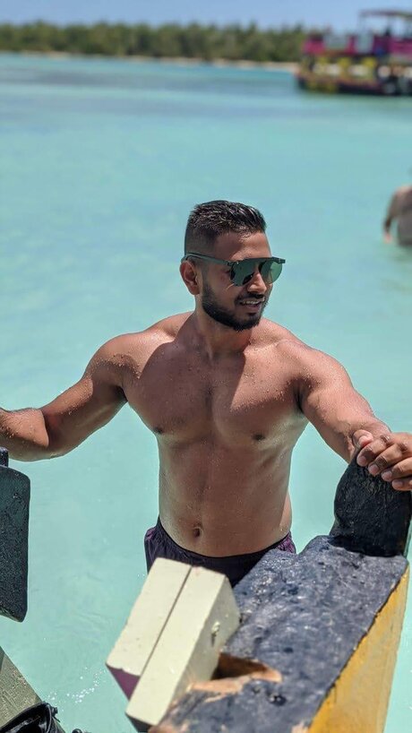 Nacktes geleaktes OnlyFans-Foto von Aaron