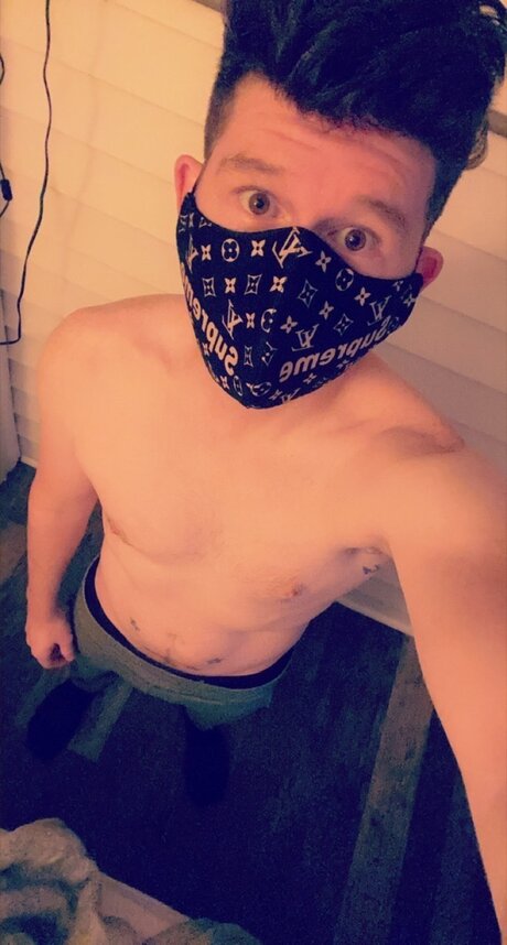 Nacktes geleaktes OnlyFans-Foto von Nunchucka