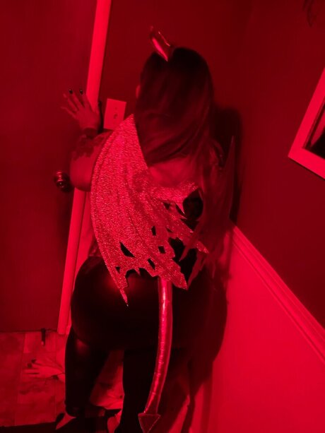 Nacktes geleaktes OnlyFans-Foto von Nikki