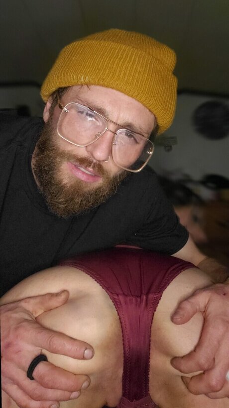 Nacktes geleaktes OnlyFans-Foto von Assmodeous