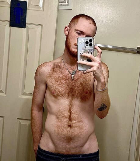 Nacktes geleaktes OnlyFans-Foto von Henri