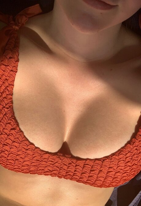 Nacktes geleaktes OnlyFans-Foto von Emma