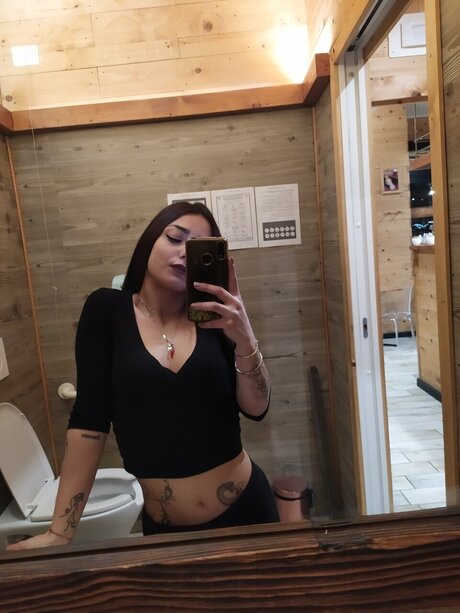 Nacktes geleaktes OnlyFans-Foto von Perduta Mente