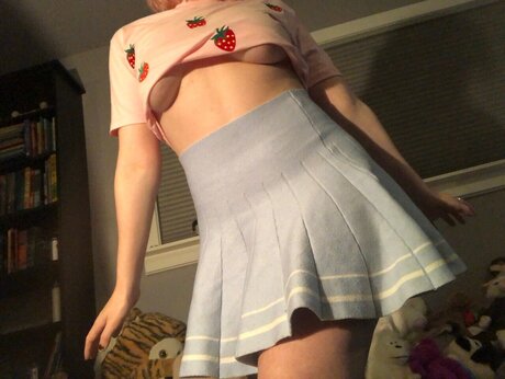 Nacktes geleaktes OnlyFans-Foto von Buttercup