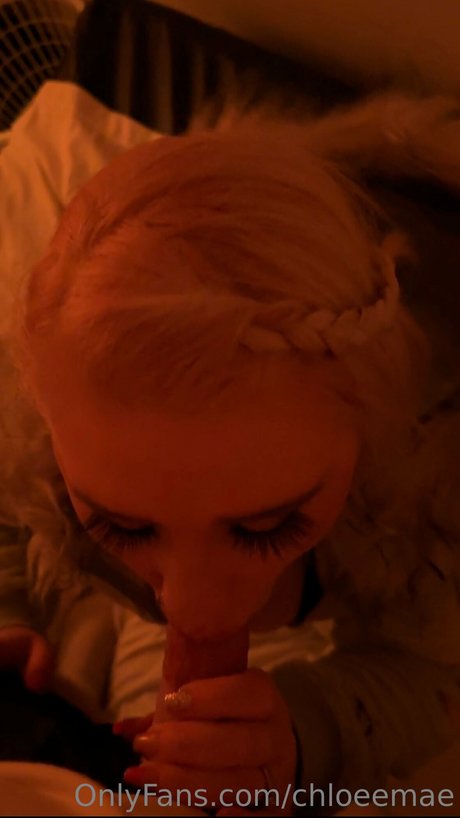 Chloee Mae