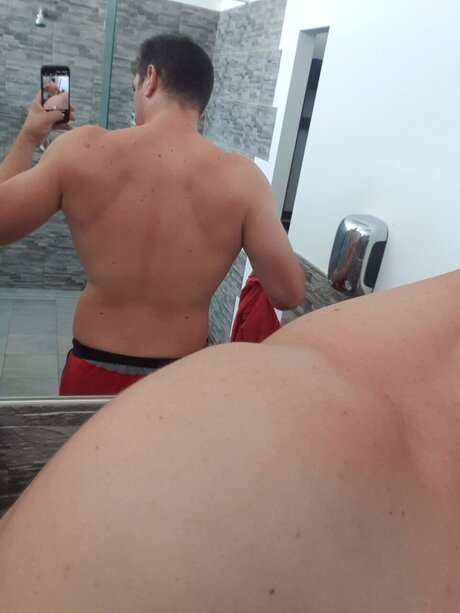 Nacktes geleaktes OnlyFans-Foto von Valerio