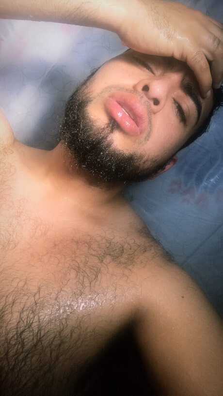 Nacktes geleaktes OnlyFans-Foto von Kyngpapy