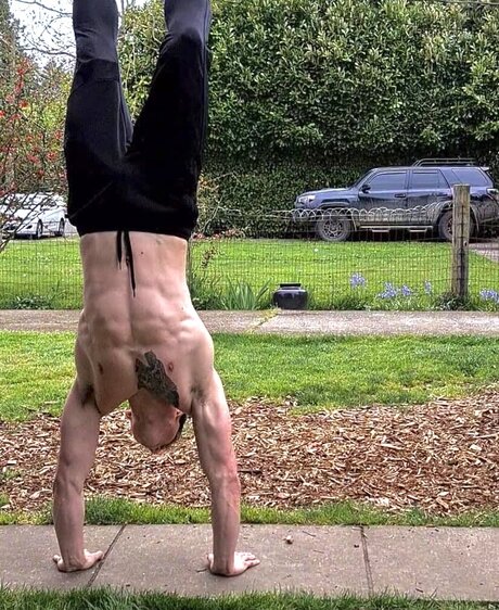 Nacktes geleaktes OnlyFans-Foto von Spartacus