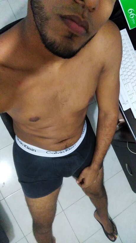 Nacktes geleaktes OnlyFans-Foto von Negropower