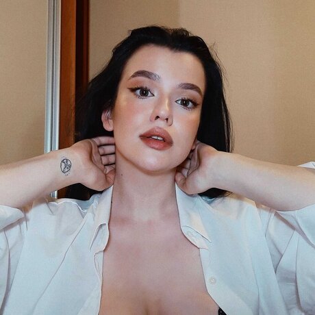 Nacktes geleaktes OnlyFans-Foto von Alexandra Kondratieva