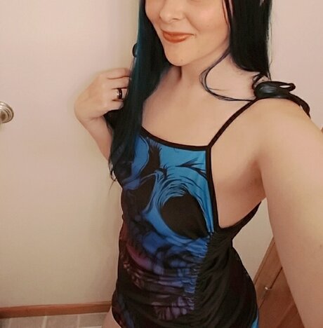 Nacktes geleaktes OnlyFans-Foto von Katie