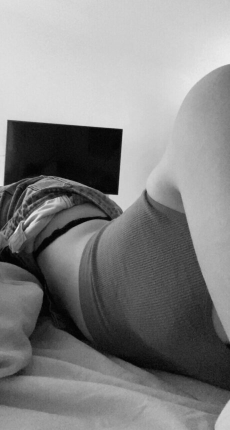 Nacktes geleaktes OnlyFans-Foto von Honeybunny