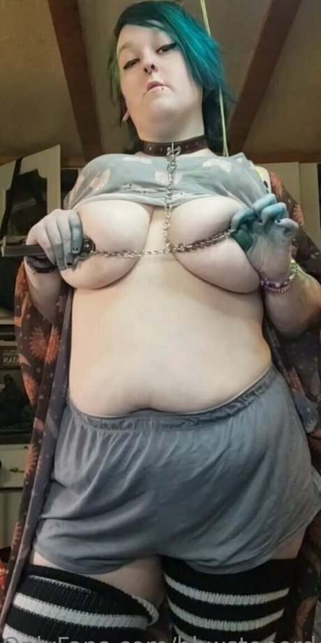 Bbwstonerdoll