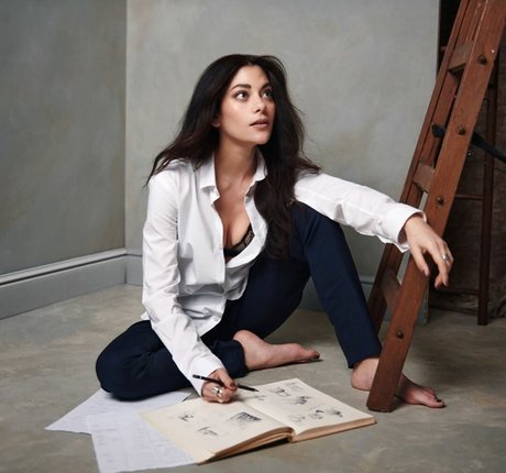 Inbar Lavi
