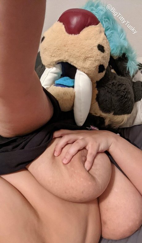 Bigtittytusky