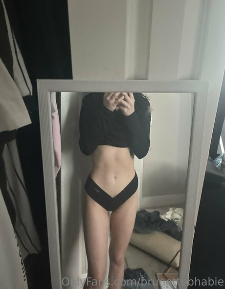 Brunettebhabie
