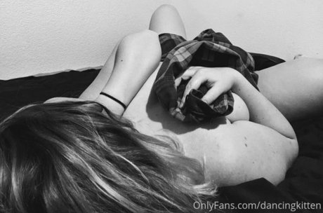 Dancingkitten