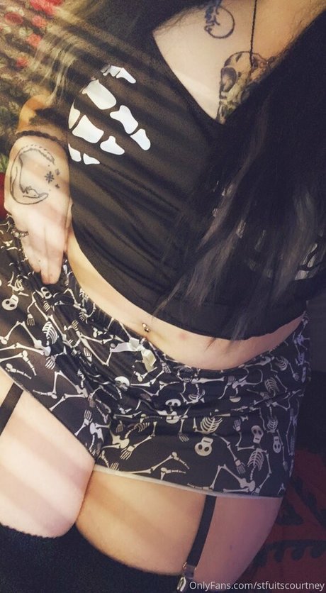 Stfuitscourtney