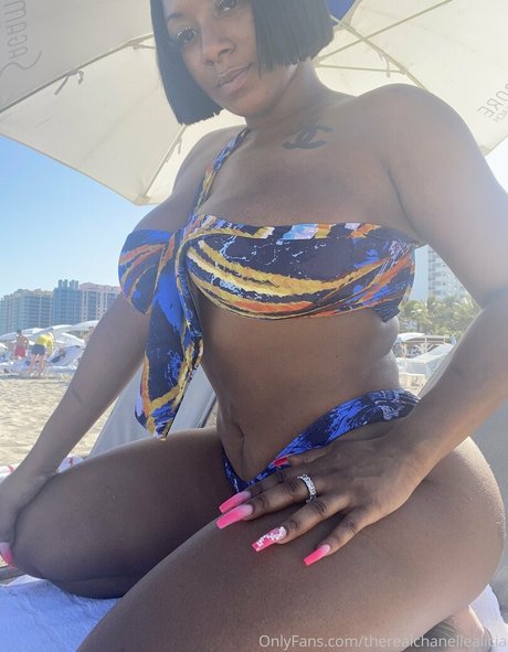 Therealchanellealicia