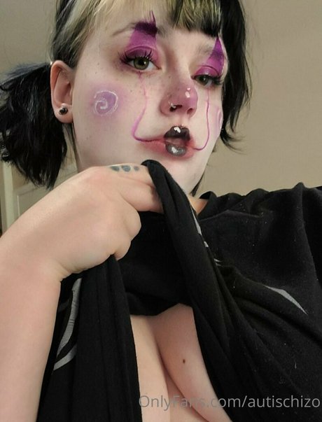 Nacktes geleaktes OnlyFans-Foto von Autischizo