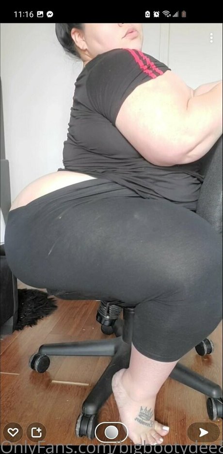 Bigbootydee89