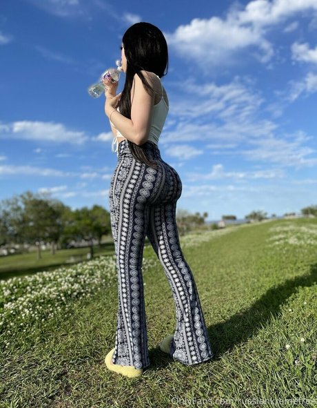 Nacktes geleaktes OnlyFans-Foto von Russiankremebts