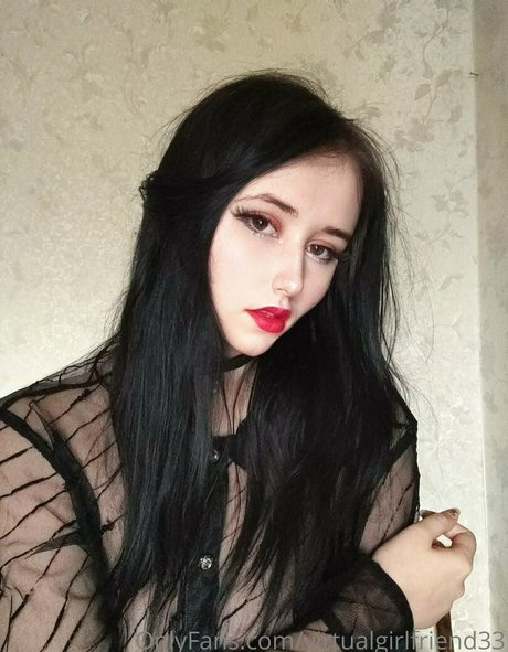Virtualgirlfriend33