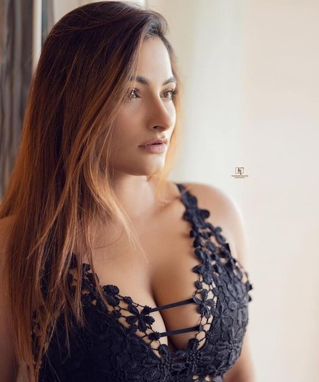 Desi Nri