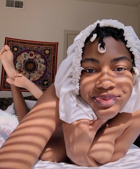 Nacktes geleaktes OnlyFans-Foto von Sapiosuccubust