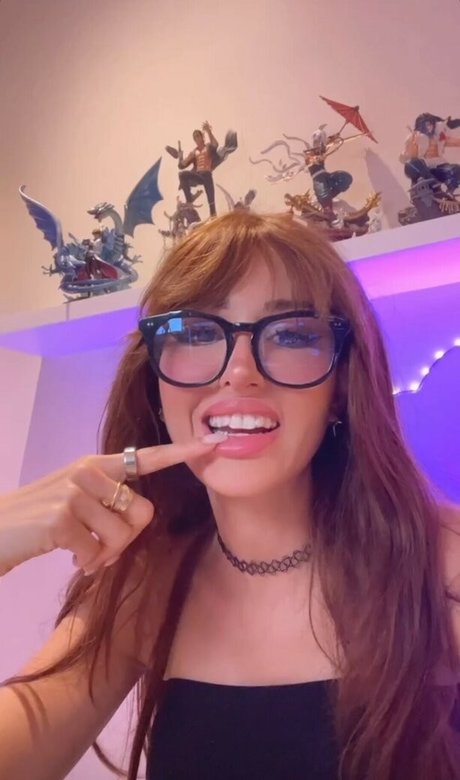 Sssniperwolf