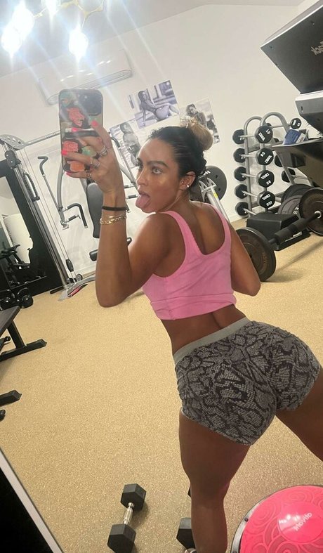 Sommer Ray
